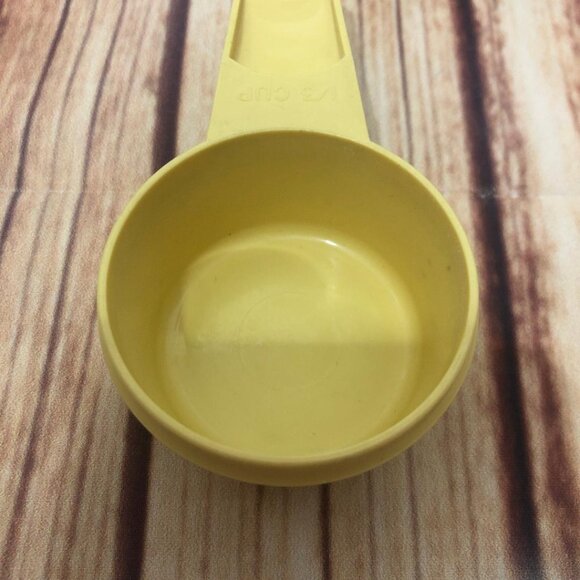 Vintage Tupperware Harvest Gold Nesting Measuring Cup 1/3 CUP Replacement 765-2 - Picture 11 of 13